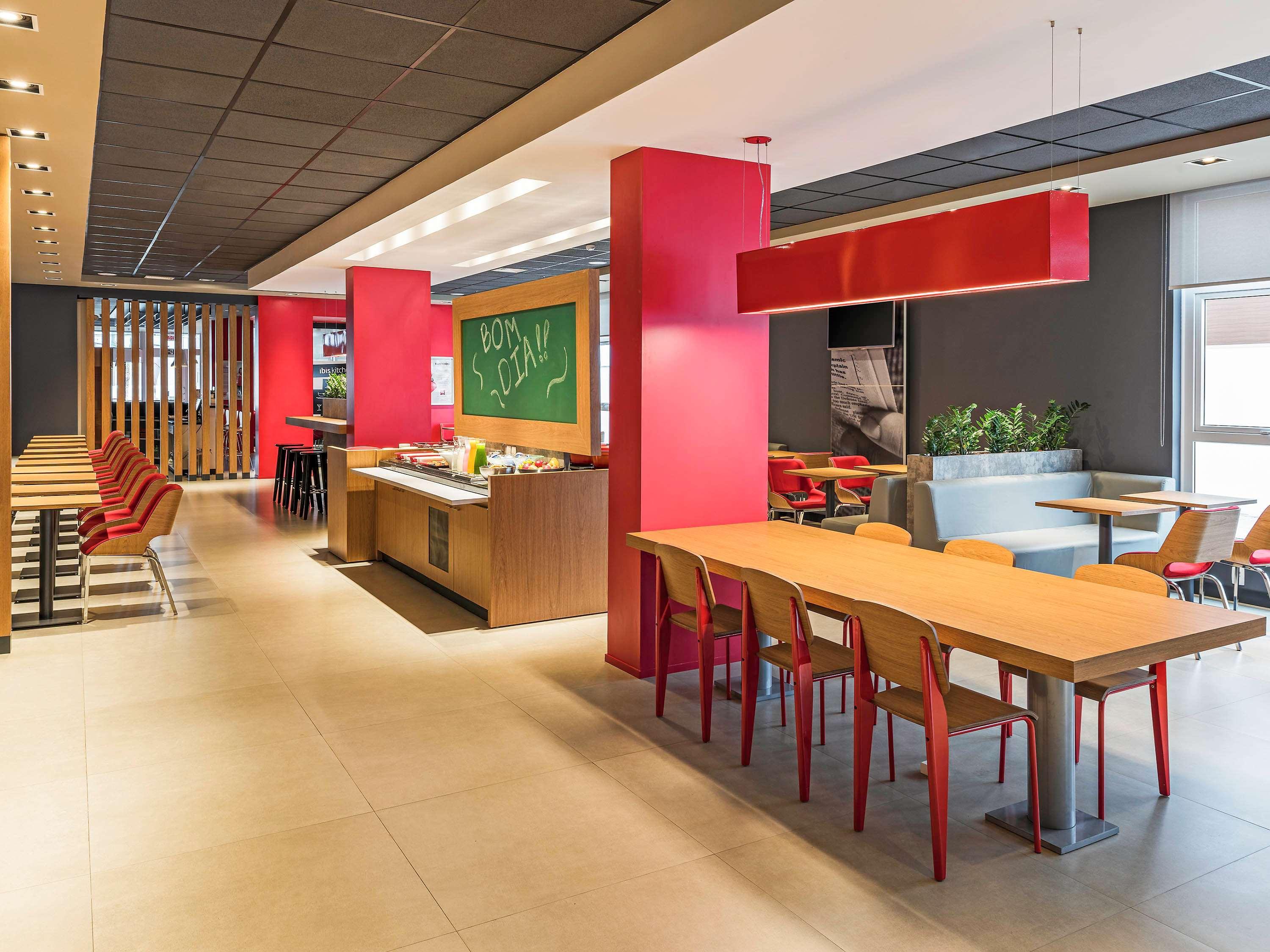 ホテル Ibis Chapecó エクステリア 写真