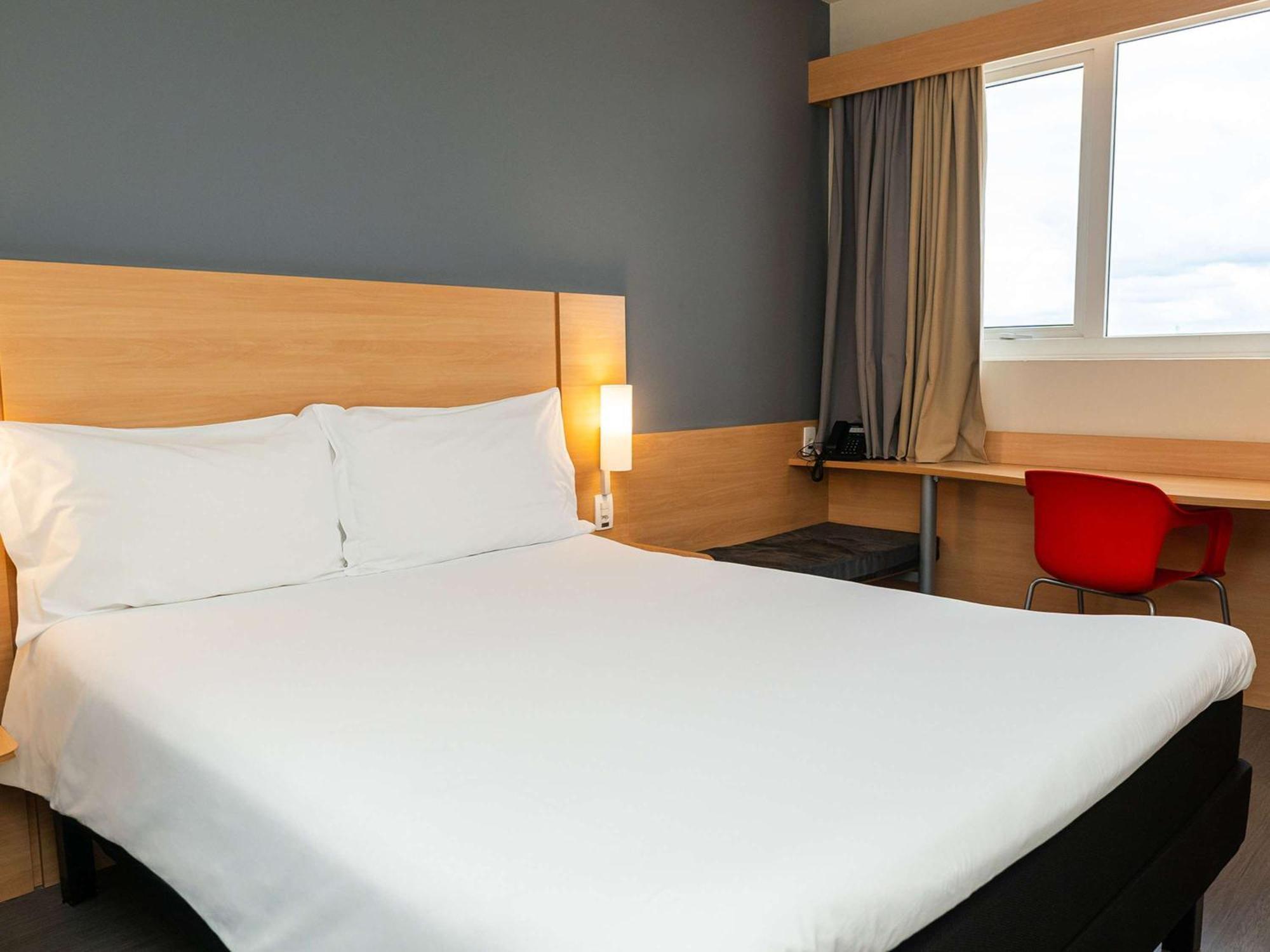 ホテル Ibis Chapecó エクステリア 写真